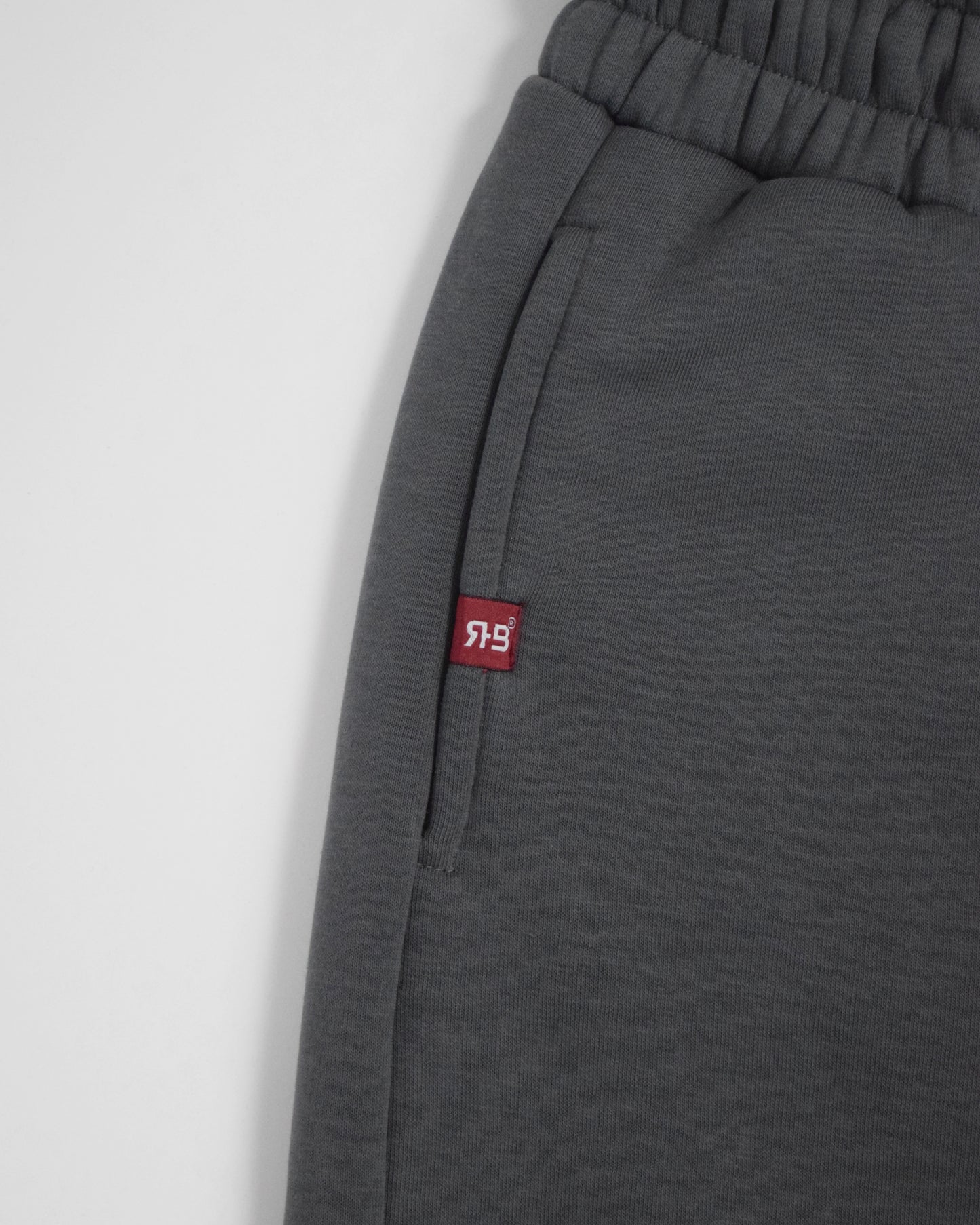 JOGGER / IRON GRAY